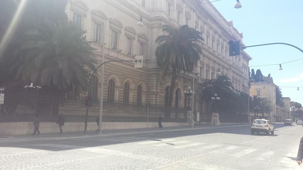 Monti First Hotel Roma Exterior foto